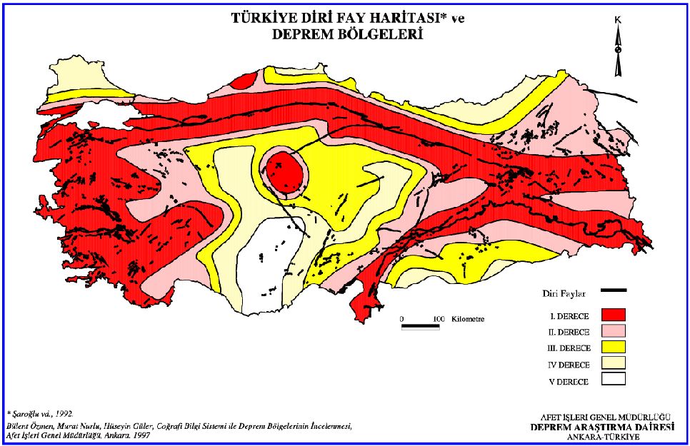 図1．全国地震危険度マップ（1997，公共事業住宅省防災局）および既知の活断層（MTA）